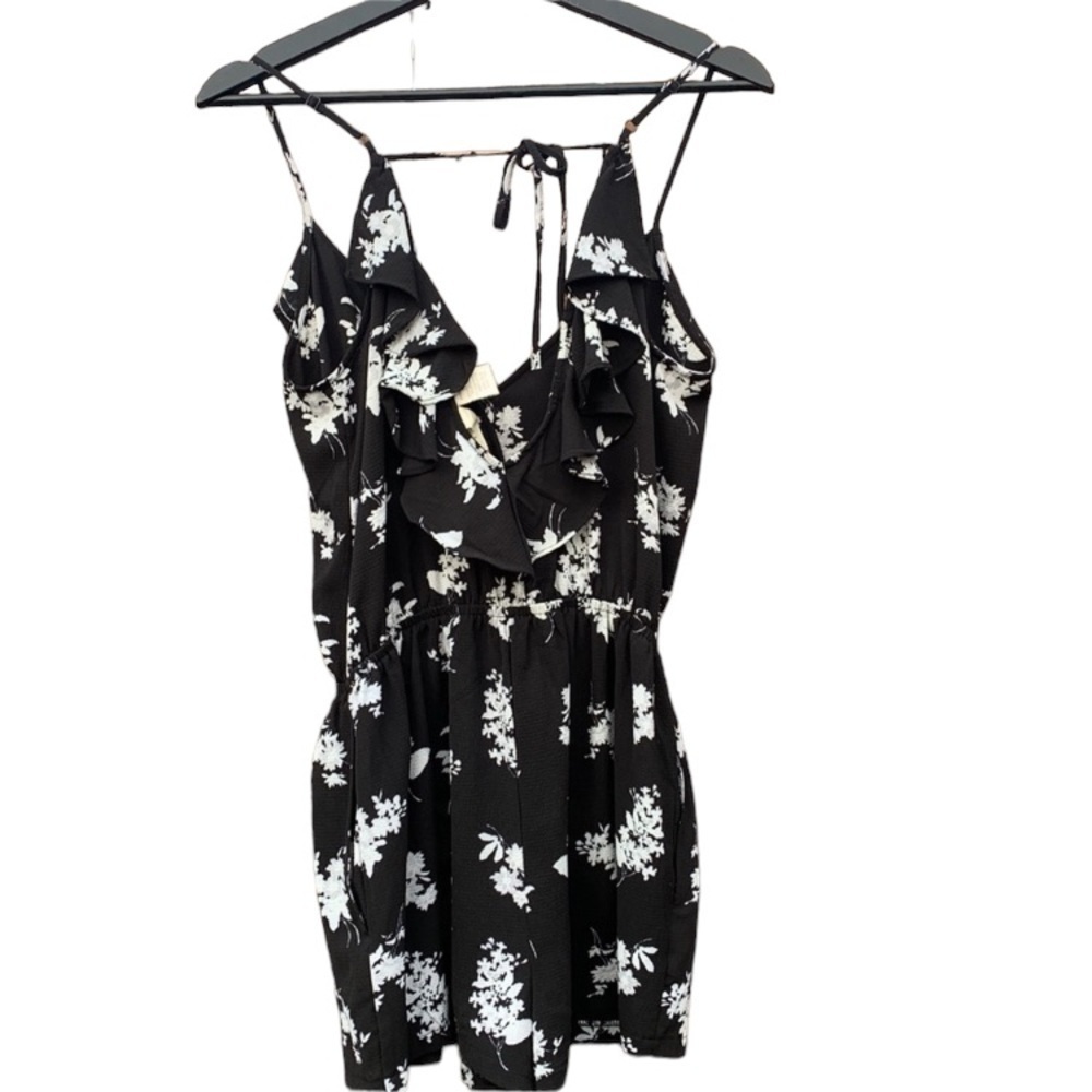 Mimi Chica shorts black floral spaghetti strap Romper, medium